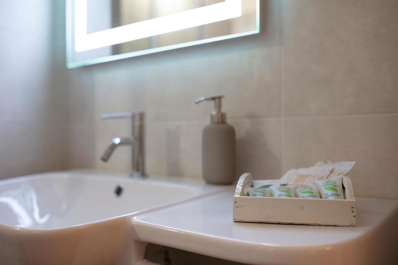 Il Cortile Segreto Bed & Breakfast San Severino Marche Luaran gambar